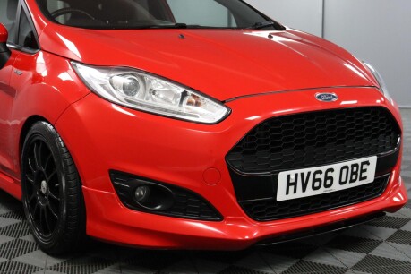 Ford Fiesta ST-LINE 23