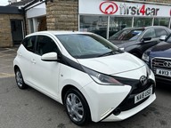 Toyota Aygo VVT-I X-PLAY 1