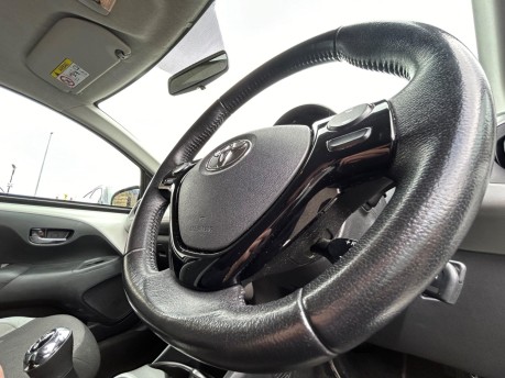 Toyota Aygo VVT-I X-PLAY 18