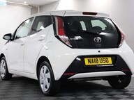 Toyota Aygo VVT-I X-PLAY 22