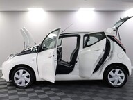 Toyota Aygo VVT-I X-PLAY 4