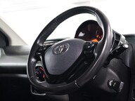 Toyota Aygo VVT-I X-PLAY 12