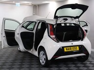 Toyota Aygo VVT-I X-PLAY 21