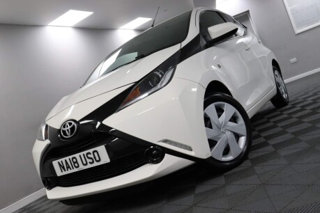 Toyota Aygo VVT-I X-PLAY 32