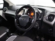 Toyota Aygo VVT-I X-PLAY 3