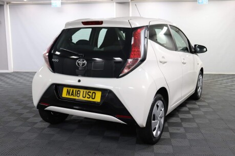 Toyota Aygo VVT-I X-PLAY 11