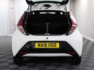 Toyota Aygo VVT-I X-PLAY 14