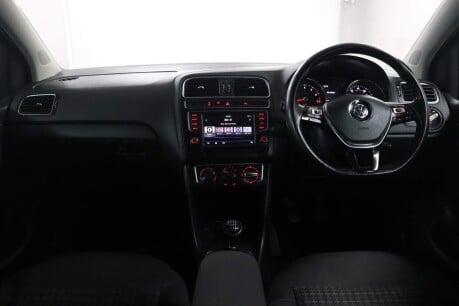 Volkswagen Polo SEL TSI 39