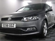 Volkswagen Polo SEL TSI 28