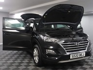 Hyundai TUCSON CRDI SE NAV MHEV 15