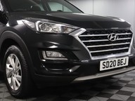 Hyundai TUCSON CRDI SE NAV MHEV 24