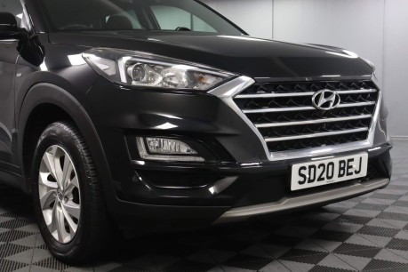 Hyundai TUCSON CRDI SE NAV MHEV 24