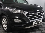 Hyundai TUCSON CRDI SE NAV MHEV 26