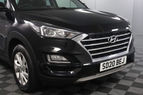 Hyundai TUCSON CRDI SE NAV MHEV 26