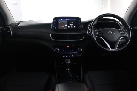 Hyundai TUCSON CRDI SE NAV MHEV 42