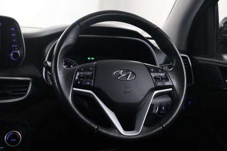 Hyundai TUCSON CRDI SE NAV MHEV 47