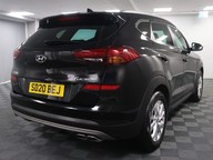 Hyundai TUCSON CRDI SE NAV MHEV 11