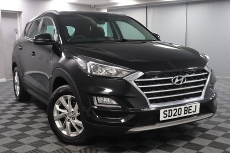 Hyundai TUCSON CRDI SE NAV MHEV 19