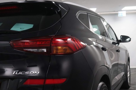 Hyundai TUCSON CRDI SE NAV MHEV 23