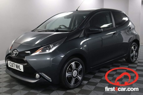 Toyota Aygo VVT-I X-CLUSIV 3