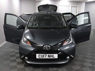 Toyota Aygo VVT-I X-CLUSIV 3 7