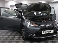 Toyota Aygo VVT-I X-CLUSIV 3 15