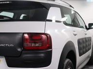 Citroen C4 Cactus PURETECH FEEL 23