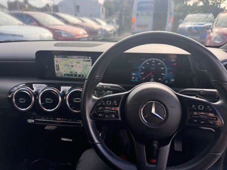 Mercedes-Benz A Class A 180 D SE 17