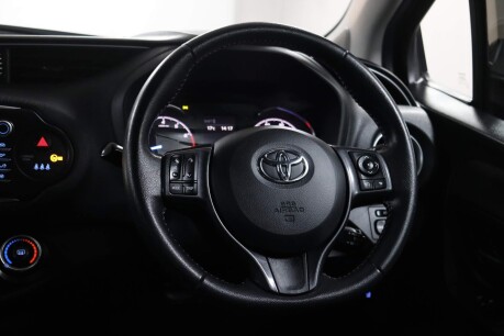 Toyota Yaris VVT-I Y20 45