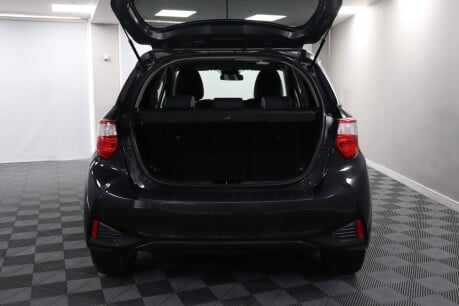 Toyota Yaris VVT-I Y20 13