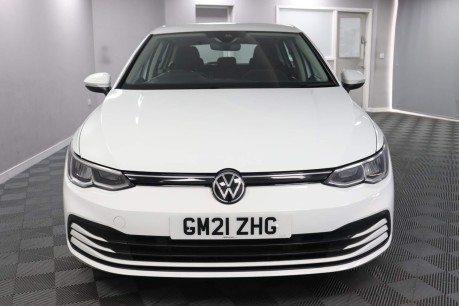 Volkswagen Golf LIFE TSI 2