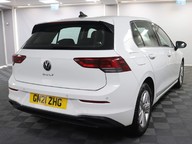 Volkswagen Golf LIFE TSI 11