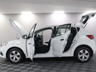 Dacia Sandero ESSENTIAL SCE 4