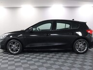 Ford Focus ST-LINE 18