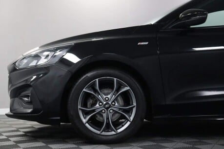 Ford Focus ST-LINE 24