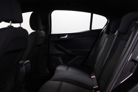 Ford Focus ST-LINE 31