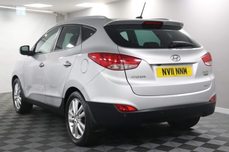 Hyundai ix35 PREMIUM CRDI 4WD  10