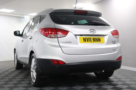 Hyundai ix35 PREMIUM CRDI 4WD  29