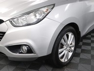 Hyundai ix35 PREMIUM CRDI 4WD  31