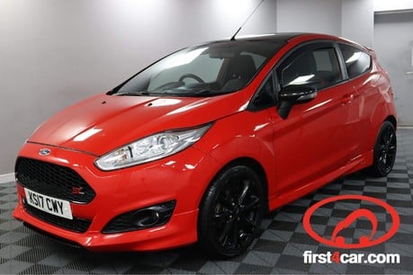 Ford Fiesta ST-LINE RED EDITION