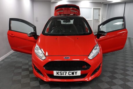 Ford Fiesta ST-LINE RED EDITION 7