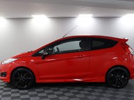 Ford Fiesta ST-LINE RED EDITION 18