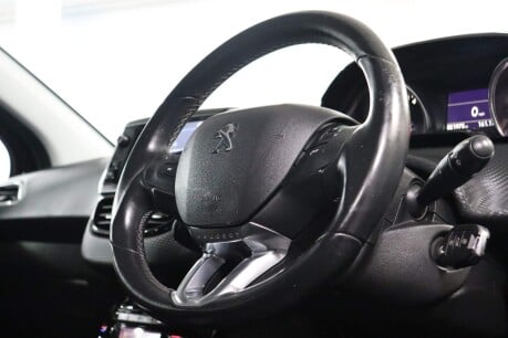 Peugeot 2008 ALLURE PREMIUM 13