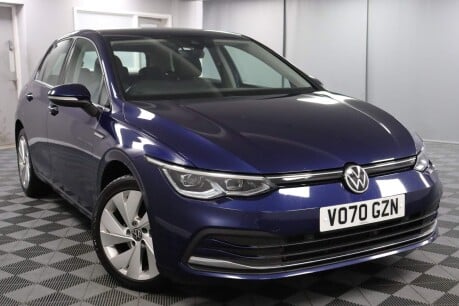 Volkswagen Golf STYLE TSI 19