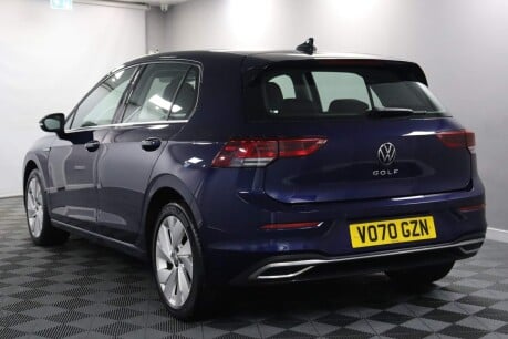 Volkswagen Golf STYLE TSI 10