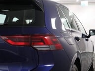 Volkswagen Golf STYLE TSI 23