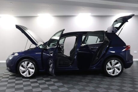 Volkswagen Golf STYLE TSI 4