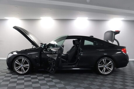 BMW 4 Series 420D M SPORT 4