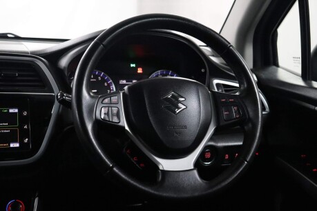 Suzuki SX4 S-Cross SZ-T BOOSTERJET 46