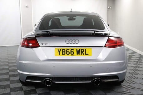 Audi TT TFSI S LINE 8